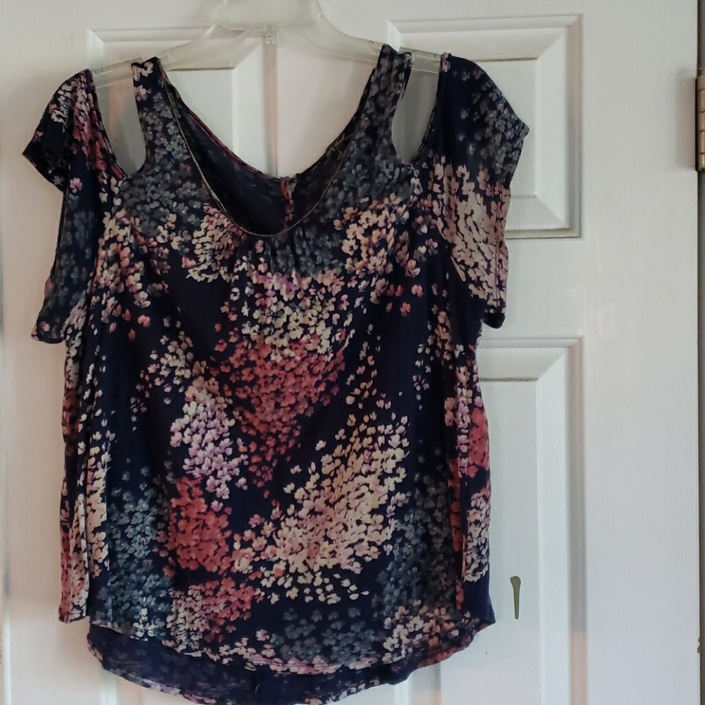 Lucky brand Cold shoulder cotton top